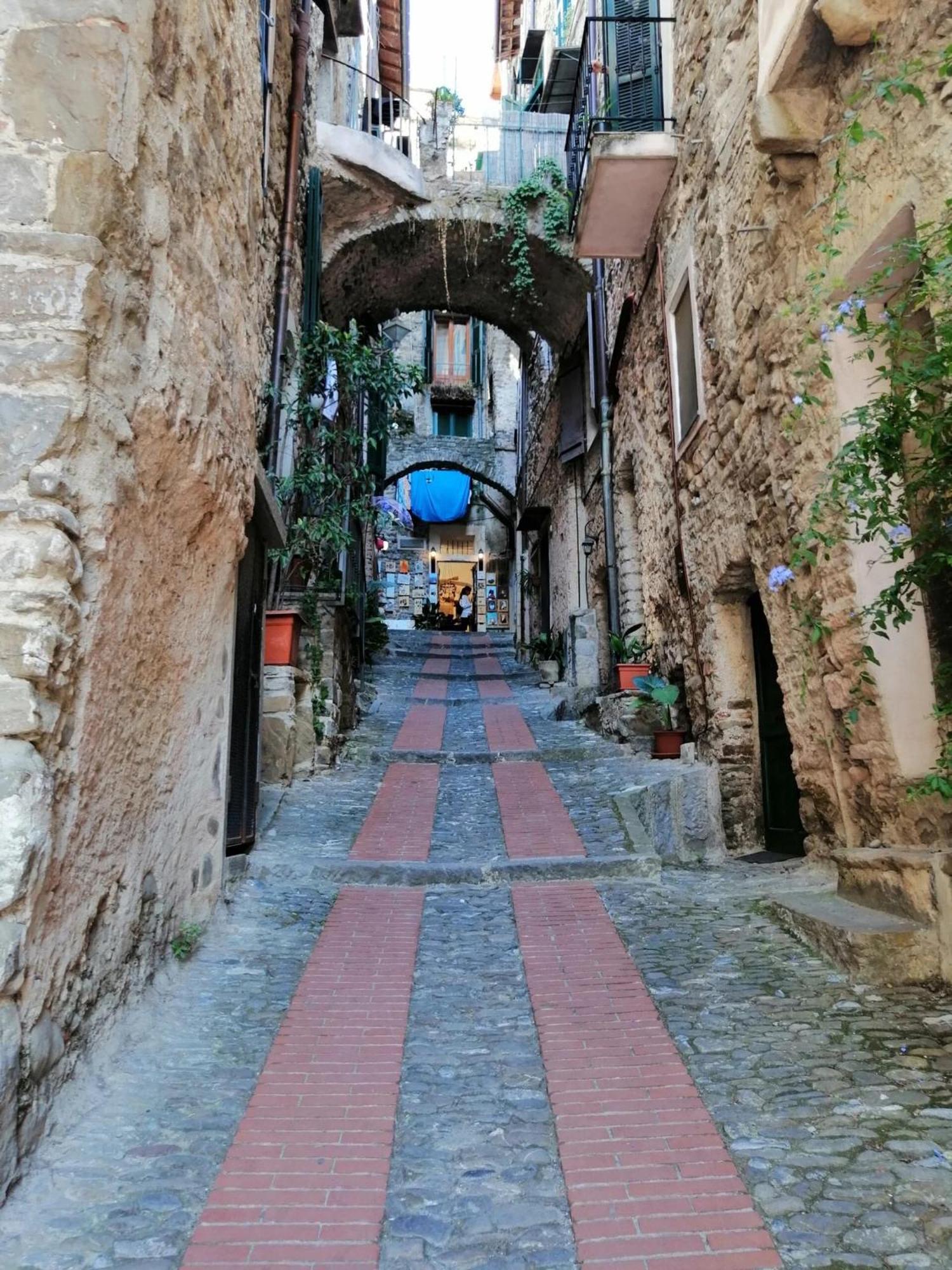 STECADÒ - Appartamento Castè Dolceacqua Exterior foto